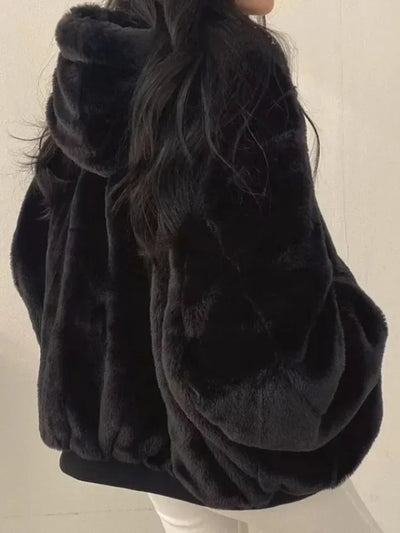MONIKA I ÜBERGROSSE WINTERJACKE